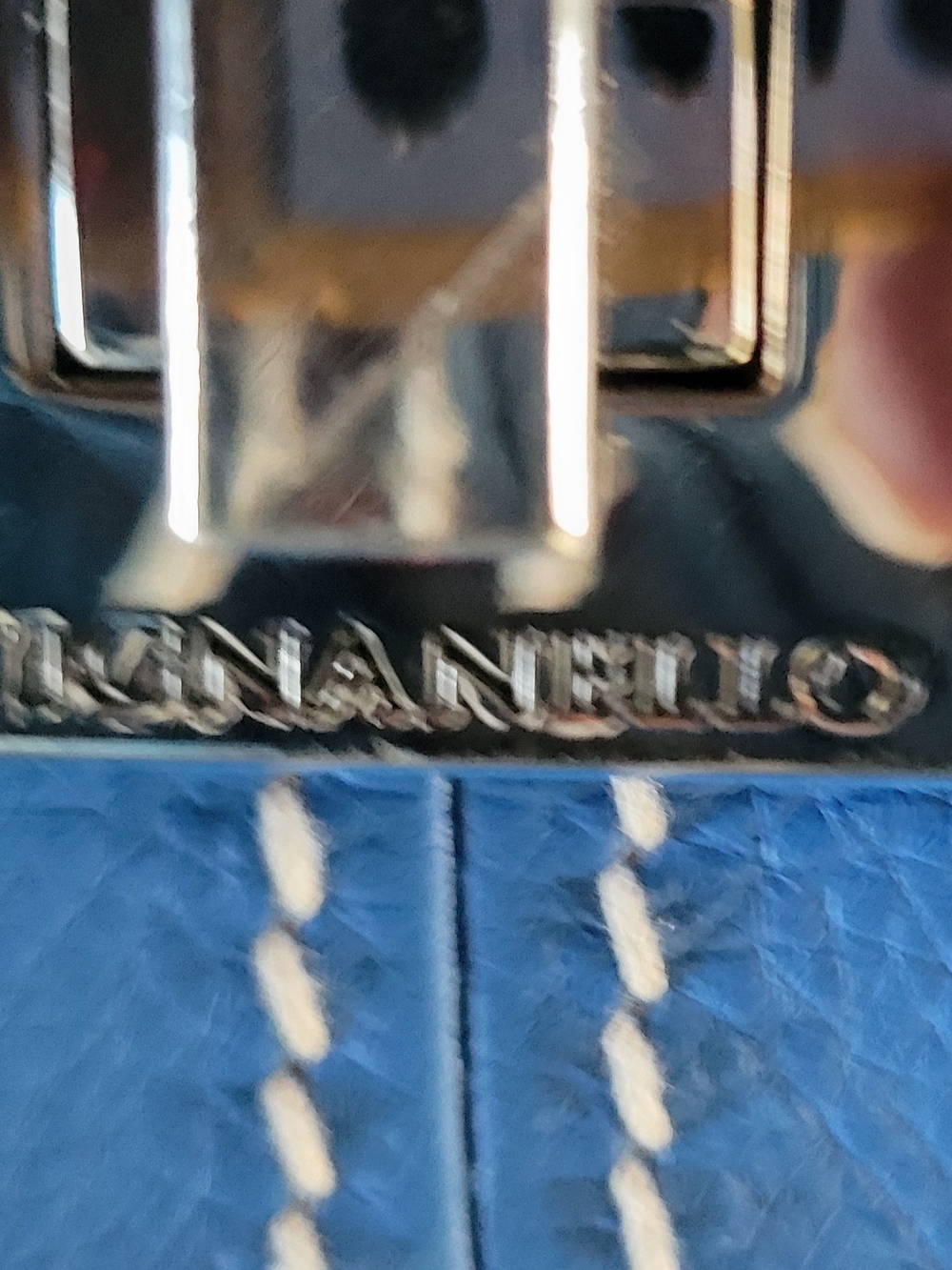 Tignanello Crossbody Leather Bag - Picture 7 of 9